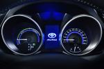 Toyota Auris Hybrid 2015 года